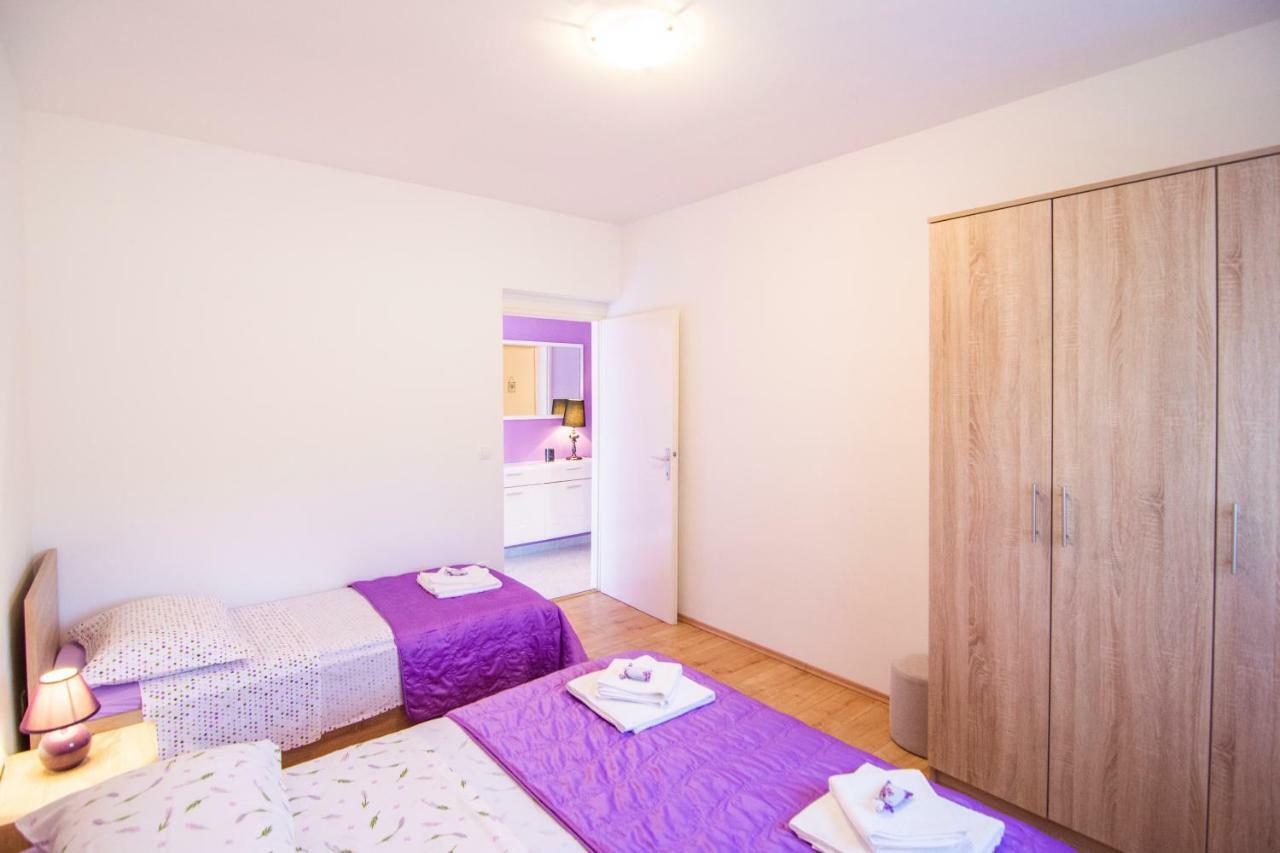 Apartmani Perkovic Gustirna Buitenkant foto