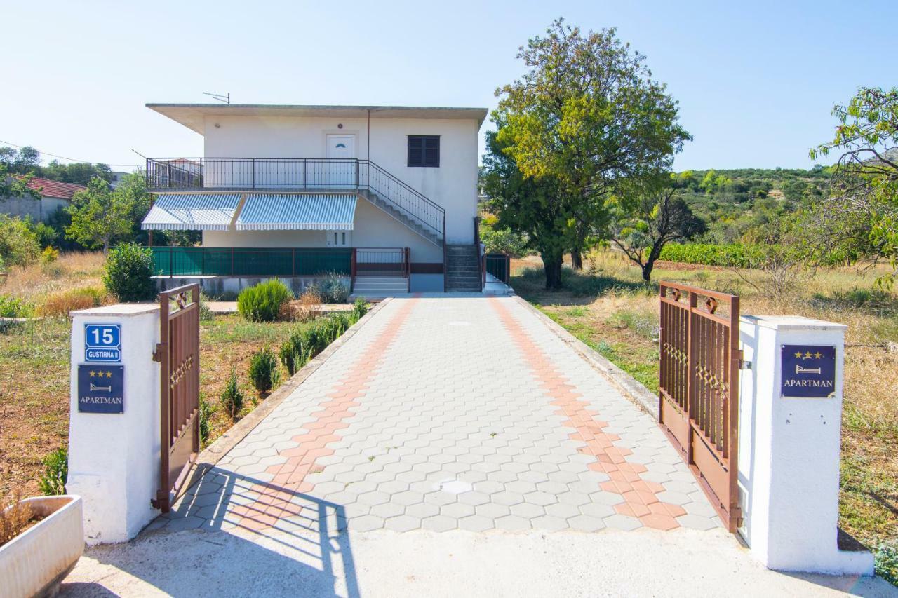 Apartmani Perkovic Gustirna Buitenkant foto